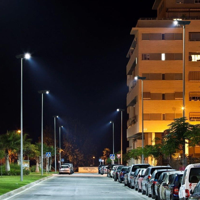 LED Solar Street Light - 18,000 Lumens