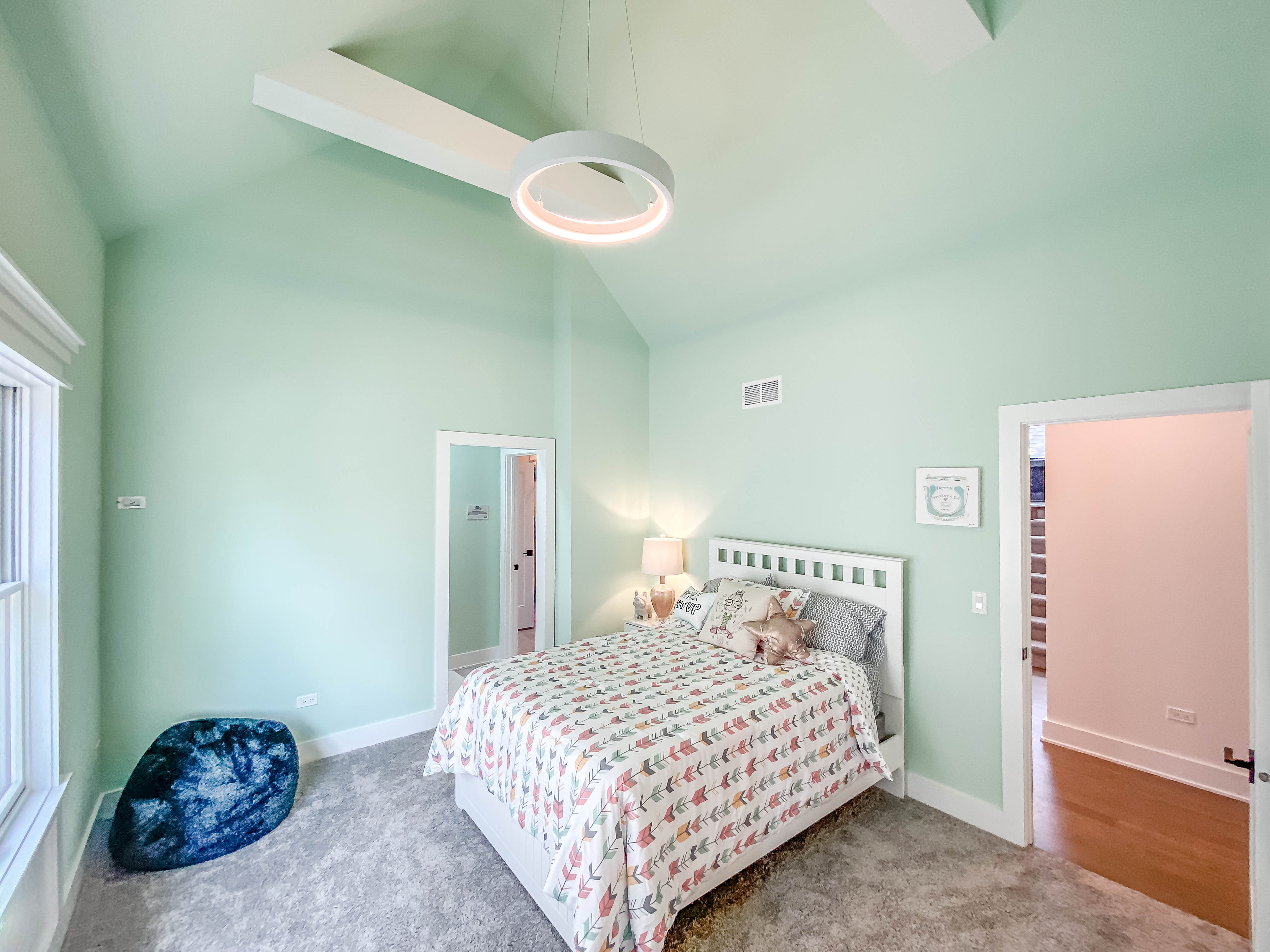 iCorona LED Pendant with Philips Hue